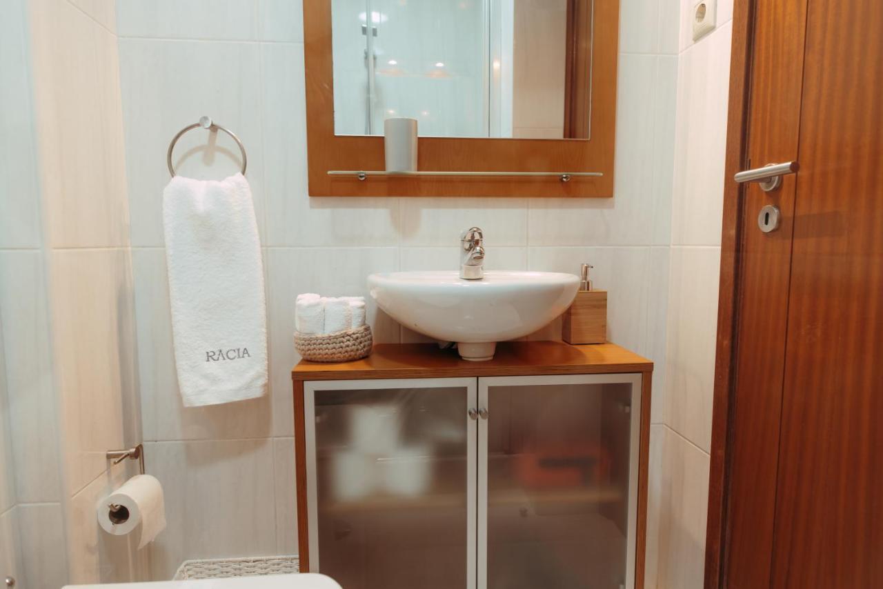 Racia Lodges - Apartment Виана до Кастело Екстериор снимка